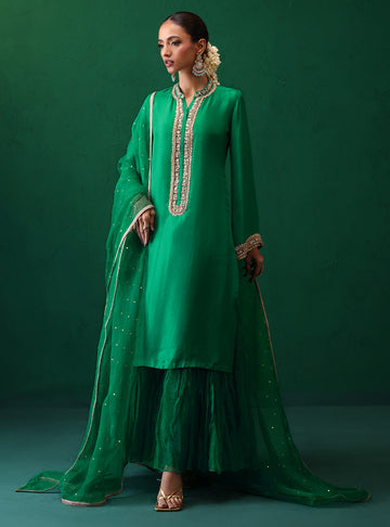 Zainab Chottani Shanara Online Shopping